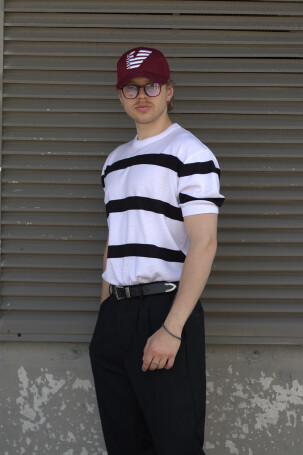Erkek Oversize Bisiklet Yaka Çizgili Triko T-Shirt Beyaz 